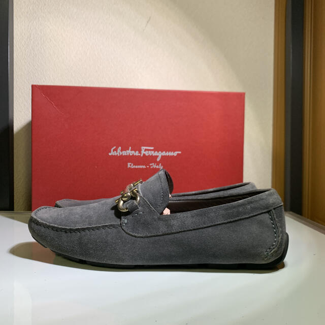 ドレス/ビジネス美品 Salvatore Ferragamo フェラガモ ドライビングシューズ