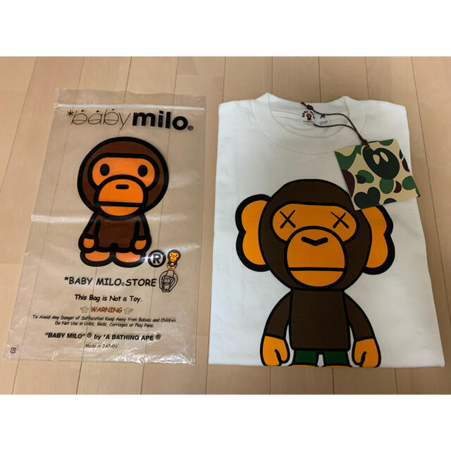 A BATHING APE(アベイシングエイプ)のBAPE × KAWS Tee メンズのトップス(Tシャツ/カットソー(半袖/袖なし))の商品写真