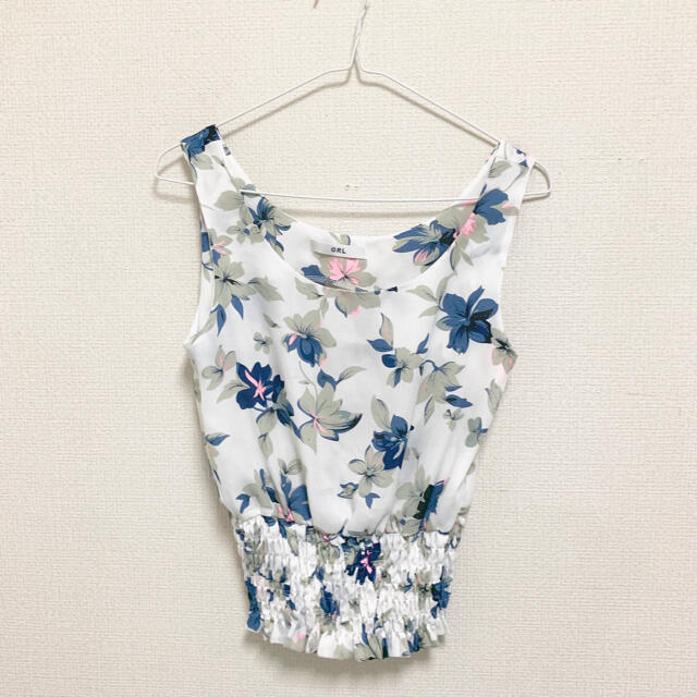 花柄 ブラウス 美品 レディースのトップス(シャツ/ブラウス(半袖/袖なし))の商品写真