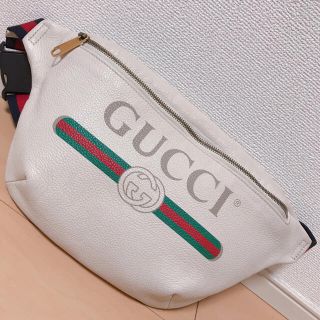 グッチ(Gucci)のGUCCI ボディーバック ウエストポーチ (ボディーバッグ)