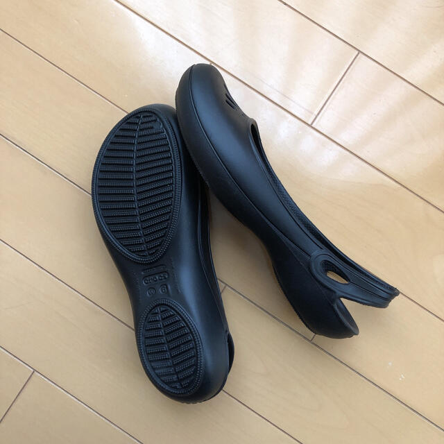 crocs(クロックス)の【新品未使用】クロックス フラットシューズ W6 レディースの靴/シューズ(サンダル)の商品写真