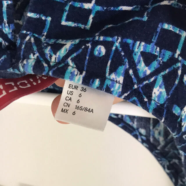 H&M(エイチアンドエム)のH&M トップス レディースのトップス(シャツ/ブラウス(半袖/袖なし))の商品写真