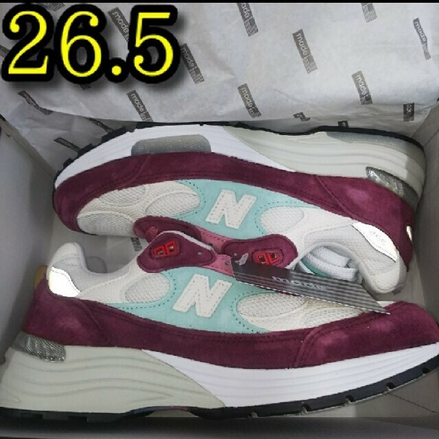 26.5 KITH × NEW BALANCE 992 "KITHMAS"