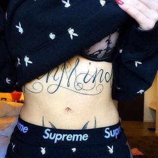 シュプリーム(Supreme)の男女兼用‼️Supreme ボクサー 黒(腕時計)