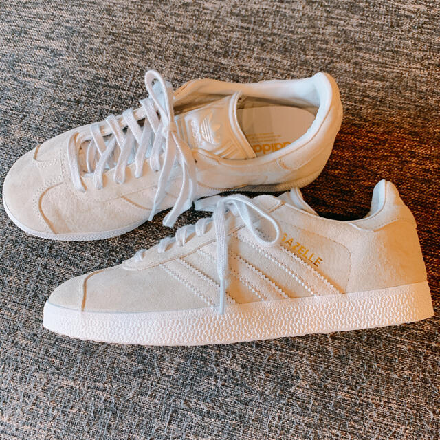 adidas(アディダス)のadidas♡♡ガゼル！23センチ　美品！ レディースの靴/シューズ(スニーカー)の商品写真