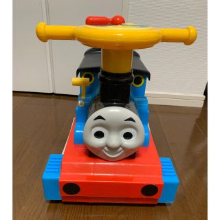 トーマス　電動乗用 きかんしゃトーマス スタンダードセット(電車のおもちゃ/車)