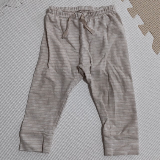 babyGAP(ベビーギャップ)のbaby GAP パンツ ベージュ 80cm キッズ/ベビー/マタニティのベビー服(~85cm)(パンツ)の商品写真