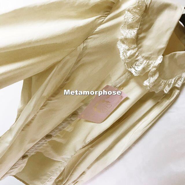 metamorphose temps de fille(メタモルフォーゼタンドゥフィーユ)の【Metamorphose】レース切替 カットソー タグ付未使用 新品 レディースのトップス(シャツ/ブラウス(長袖/七分))の商品写真