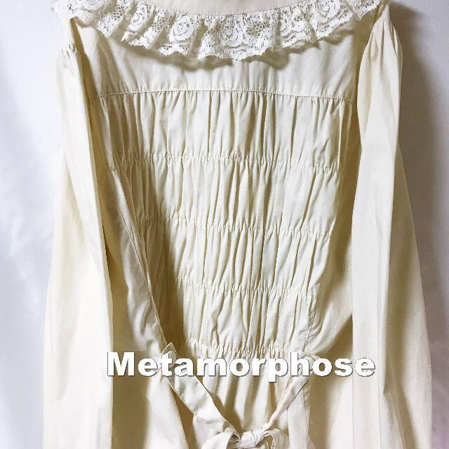 metamorphose temps de fille(メタモルフォーゼタンドゥフィーユ)の【Metamorphose】レース切替 カットソー タグ付未使用 新品 レディースのトップス(シャツ/ブラウス(長袖/七分))の商品写真