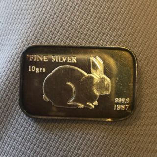 お値下げ純銀　ファインシルバー　卯　干支　10g(金属工芸)