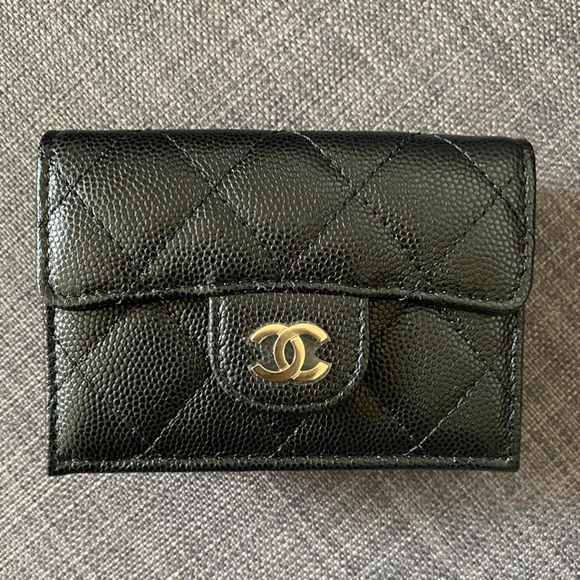 CHANEL(シャネル)の新品未使用 シャネル CHANEL クラッシックナノウォレット  三つ折財布 レディースのファッション小物(財布)の商品写真