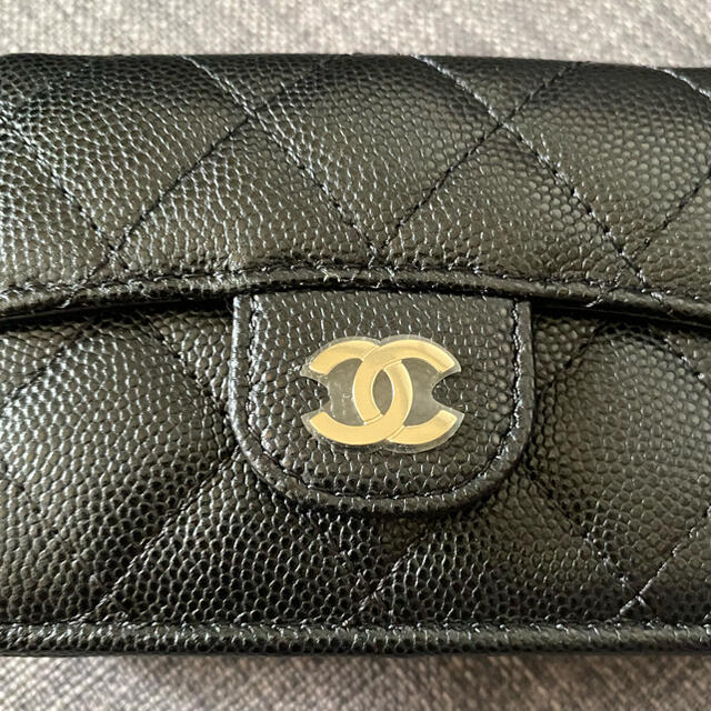 CHANEL(シャネル)の新品未使用 シャネル CHANEL クラッシックナノウォレット  三つ折財布 レディースのファッション小物(財布)の商品写真