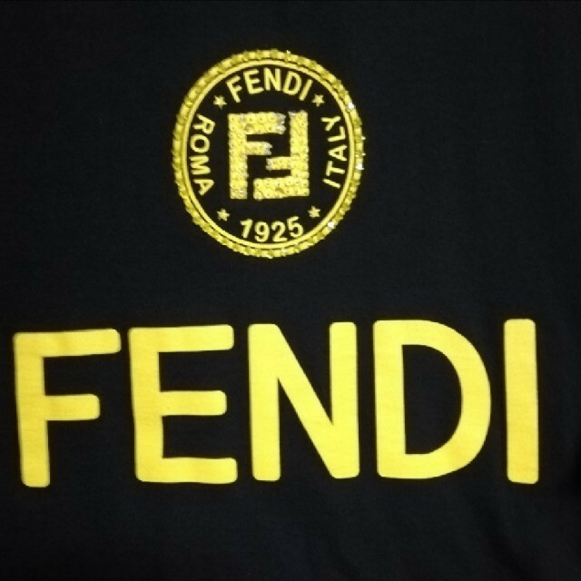 FENDI ロゴ Tシャツ フェンディ S