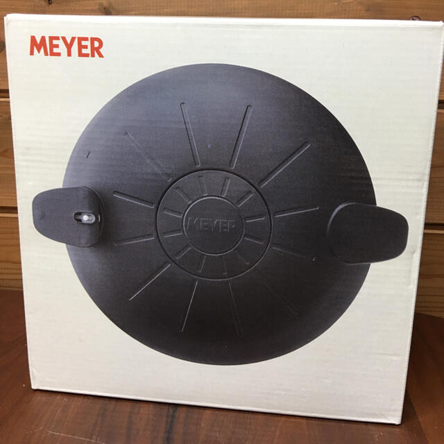 MEYER(マイヤー)の【新品未使用】MEYER イージープレッシャークッカー　電子レンジ圧力鍋 インテリア/住まい/日用品のキッチン/食器(調理道具/製菓道具)の商品写真