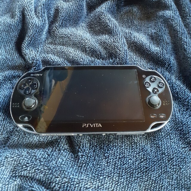 PlayStation vita PCH-1100 本体のみ-