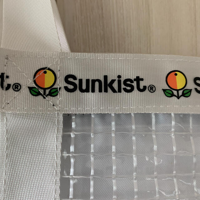 DEAN & DELUCA(ディーンアンドデルーカ)のSunkist エコバッグ　保冷バッグ レディースのバッグ(エコバッグ)の商品写真