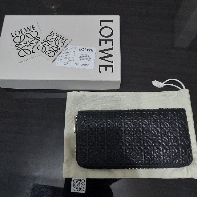 LOEWE(ロエベ)のMie様専用です。[美品] LOEWE/ロエベ  ラウンドファスナー/長財布 メンズのファッション小物(長財布)の商品写真