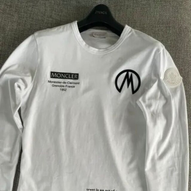 MONCLER(モンクレール)のMoncler Tシャツ ロンT L メンズのトップス(Tシャツ/カットソー(七分/長袖))の商品写真