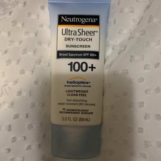 Neutrogena(ニュートロジーナ)の新品未使用⭐️ニュートロジーナ　日焼け止め　100 コスメ/美容のボディケア(日焼け止め/サンオイル)の商品写真