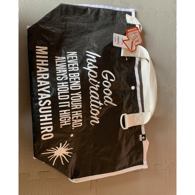 GU(ジーユー)のミハラヤスヒロ　GU コラボ　トートバック　新品未使用 レディースのバッグ(トートバッグ)の商品写真