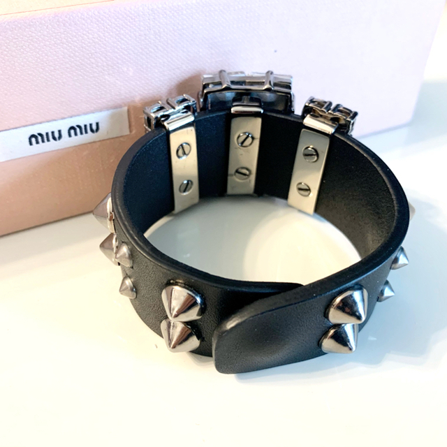 【美品】Miu Miu ミュウミュウ レザーブレスレット バングル 黒