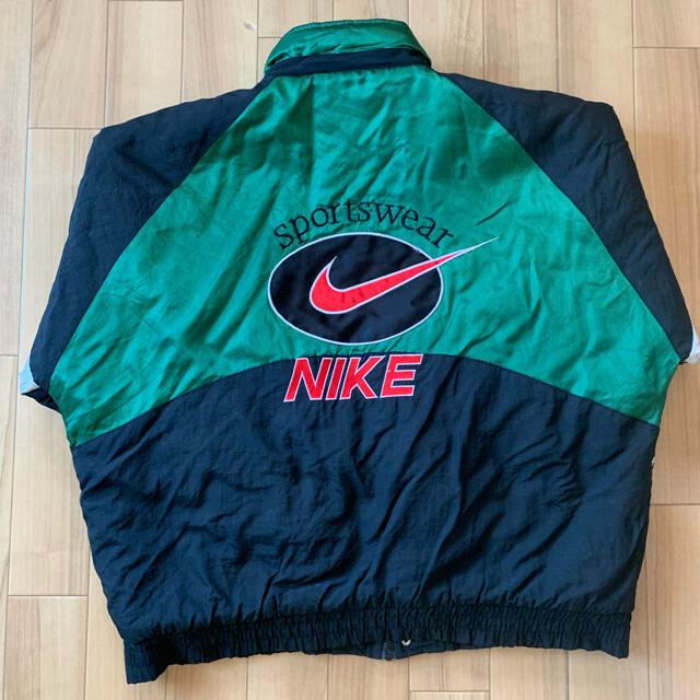 Nike 90s supreme 元ネタ　緑黒