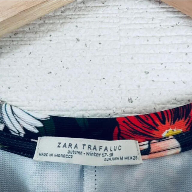 ZARA(ザラ)のさくらんぼさま専用✨‼️❤️ZARA❤️シワになりにくいブラウスワンピ レディースのトップス(シャツ/ブラウス(半袖/袖なし))の商品写真