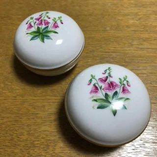 マイセン(MEISSEN)のアウガルテン★小物入れ★ボンボニエール★ジキタリス★2個セット(食器)