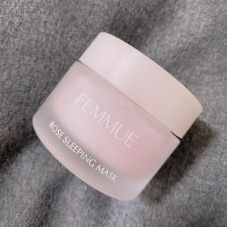 コスメキッチン(Cosme Kitchen)のFEMMUE ローズスリーピングマスク　50g(パック/フェイスマスク)