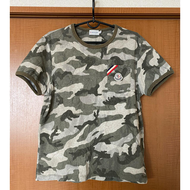 MONCLER(モンクレール)のMONCLER   モンクレール　Tシャツ　カモ柄 メンズのトップス(Tシャツ/カットソー(半袖/袖なし))の商品写真