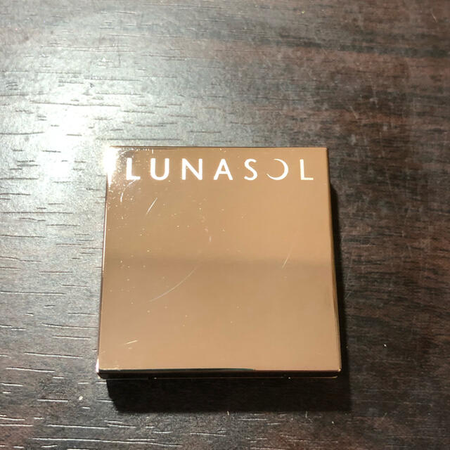 LUNASOL(ルナソル)のルナソルマージングカラーアイズ　EX01 コスメ/美容のベースメイク/化粧品(アイシャドウ)の商品写真