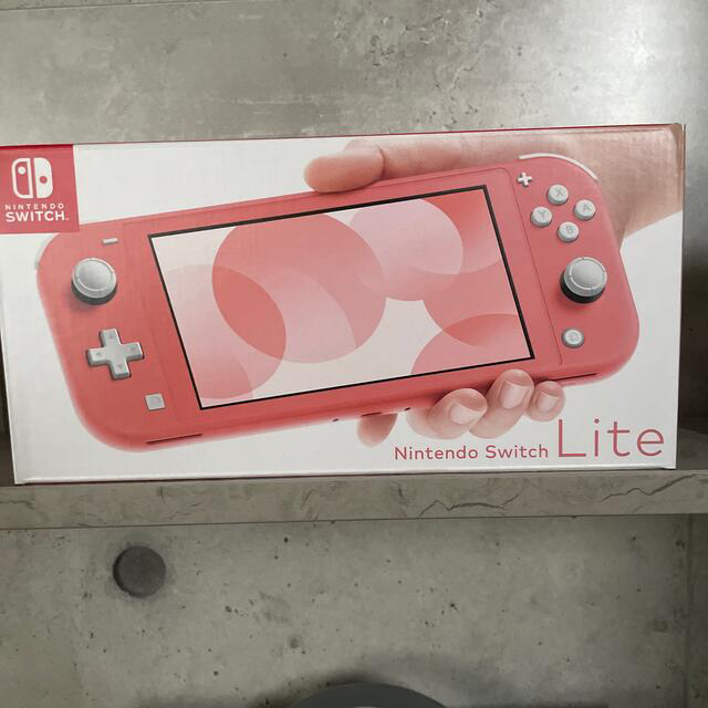 Nintendo Switch Lite 任天堂スイッチライト本体  コーラル