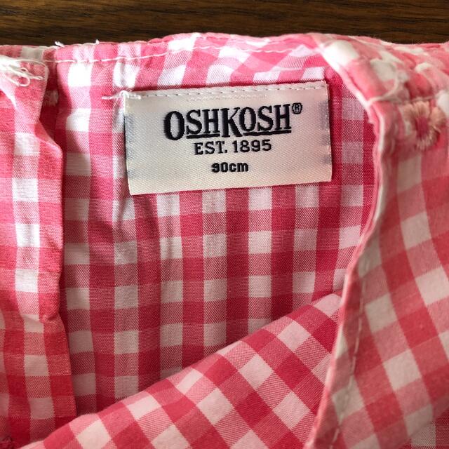 OshKosh(オシュコシュ)のチェックワンピース90 キッズ/ベビー/マタニティのキッズ服女の子用(90cm~)(ワンピース)の商品写真