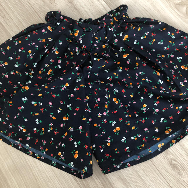 carter's(カーターズ)のパンツ　100サイズ　2枚 キッズ/ベビー/マタニティのキッズ服女の子用(90cm~)(パンツ/スパッツ)の商品写真