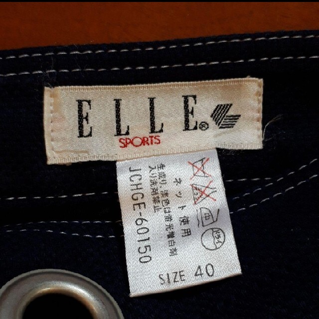 ELLE(エル)のELLE sports  レトロ ハイウエストスカート vintage レディースのスカート(ひざ丈スカート)の商品写真