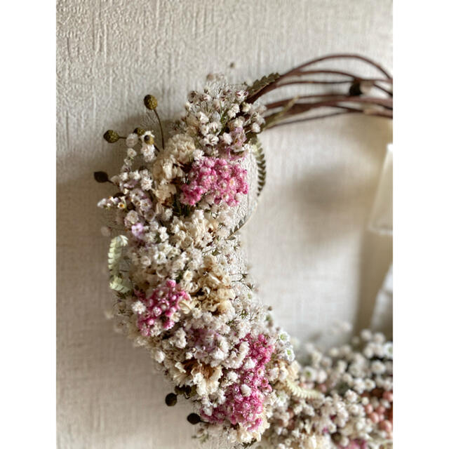 spring wreath＋mobile【antiquewhite×pink】 ハンドメイドのフラワー/ガーデン(リース)の商品写真