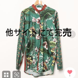 カワイイ(cawaii)の美品　cawaiiのオシャレなブラウス(シャツ/ブラウス(長袖/七分))