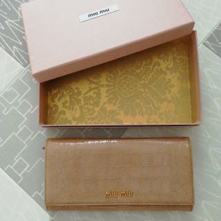 ミュウミュウ(miumiu)のmiu miu　長財布(財布)