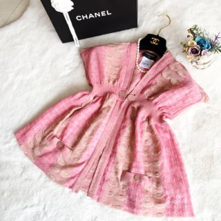 シャネル(CHANEL)の専用　　極美品　シャネル　大ぶりカフスつき　ベスト　トップス　ジレ(ベスト/ジレ)