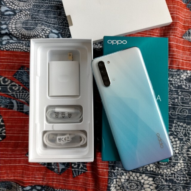 OPPO Reno3A /128GB /ホワイト「SIMロック解除済の通販 by ziizii's shop｜ラクマ