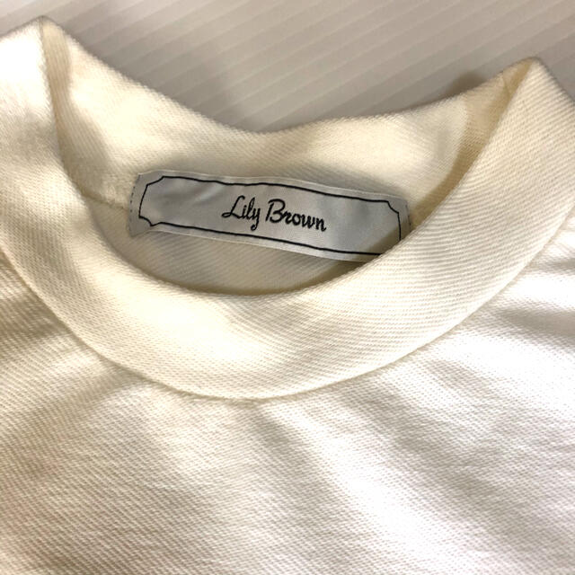 Lily Brown(リリーブラウン)のLily Brown リリーブラウン Tシャツ レディースのトップス(Tシャツ(半袖/袖なし))の商品写真