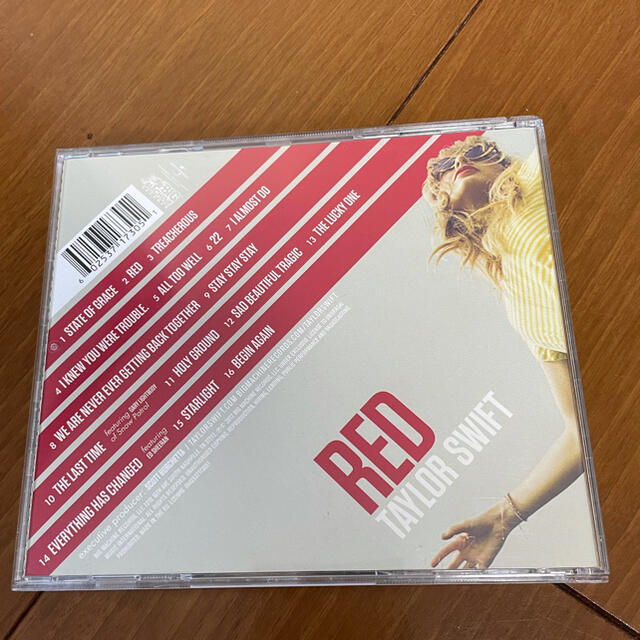 テイラースウィフト RED CD エンタメ/ホビーのCD(ポップス/ロック(洋楽))の商品写真