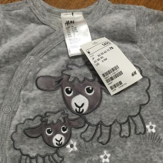 エイチアンドエム(H&M)のH&M☆長袖オール☆足つき☆未使用☆75(カバーオール)