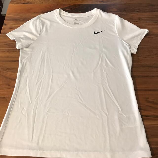 NIKE(ナイキ)の【Shin75様専用】NIKE dry fit Tシャツ レディースのトップス(Tシャツ(半袖/袖なし))の商品写真