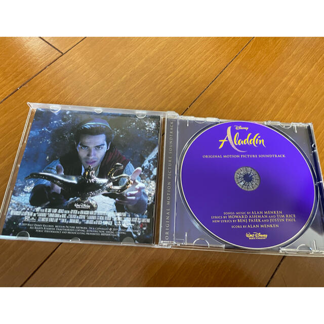 実写版アラジン　英語版オリジナルサウンド　CD エンタメ/ホビーのCD(映画音楽)の商品写真