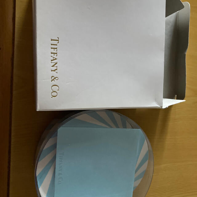 Tiffany & Co.(ティファニー)の【レア、希少品、新品、未開封】ティファニーのメモ【お値引き不可】 インテリア/住まい/日用品の文房具(ノート/メモ帳/ふせん)の商品写真