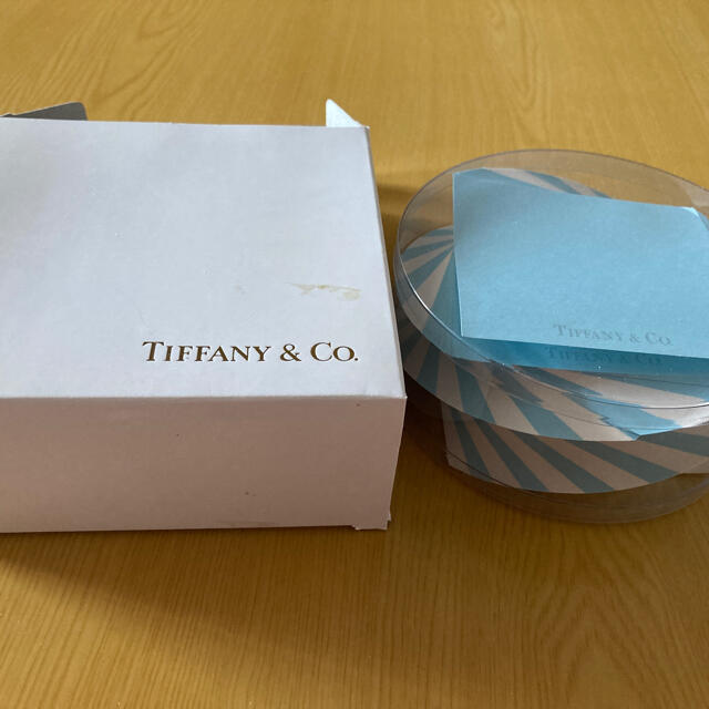 Tiffany & Co.(ティファニー)の【レア、希少品、新品、未開封】ティファニーのメモ【お値引き不可】 インテリア/住まい/日用品の文房具(ノート/メモ帳/ふせん)の商品写真