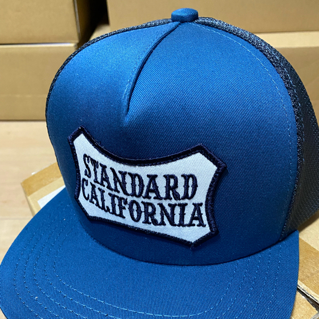 STANDARD CALIFORNIA(スタンダードカリフォルニア)のSTANDARD CALIFORNIA Logo Wappen Mesh Cap メンズの帽子(キャップ)の商品写真
