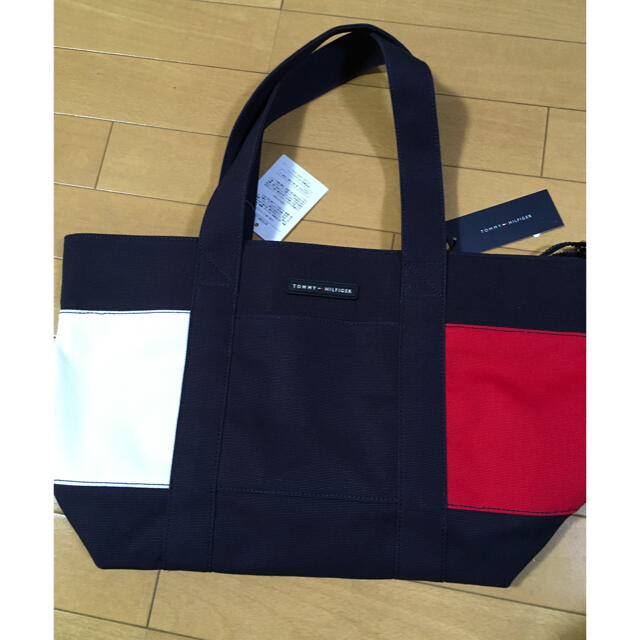 TOMMY HILFIGER - 【新品タグ付き】トミーヒルフィガー Flag Toteの