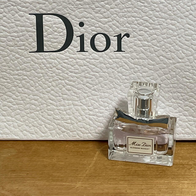 Dior(ディオール)の【新品未使用】ミスディオール  ミニサイズ　香水 コスメ/美容の香水(香水(女性用))の商品写真